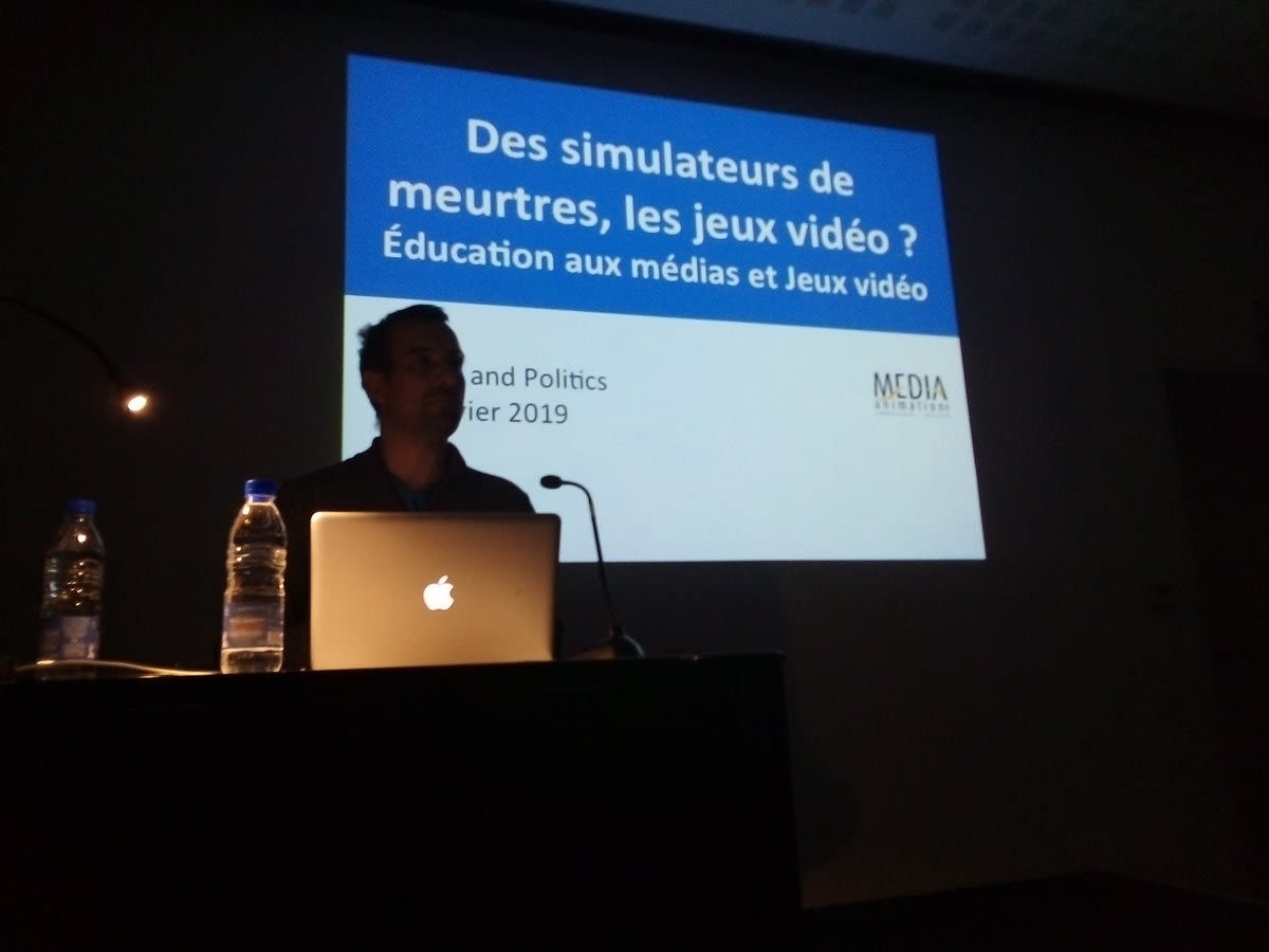 Conférence durant "Games and politics"